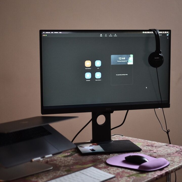 Desktop monitor showing a remote access interface